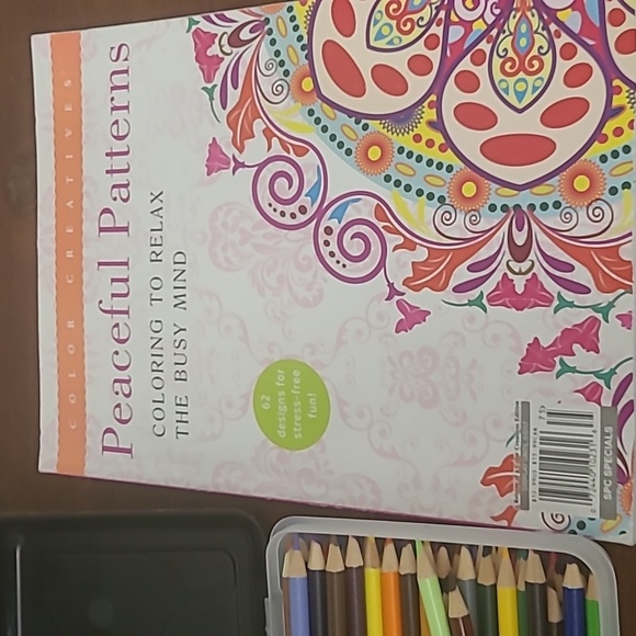 Adult coloring book with the pencils and sharpener. - Picture 2 of 12